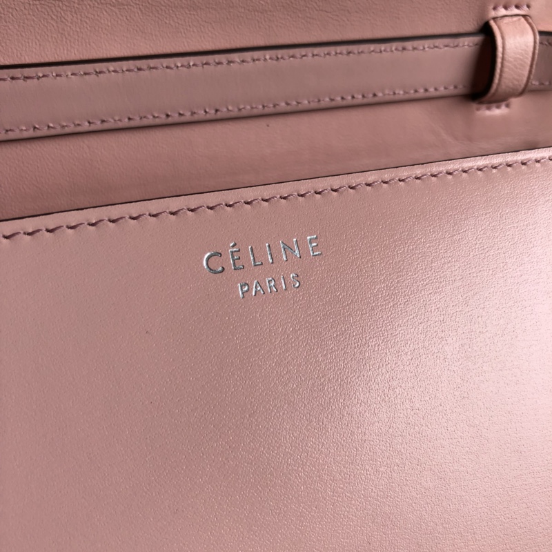 CELINE Classic box 全新品质升级 box 进口皮手搓纹 钢扣 24cm 粉色