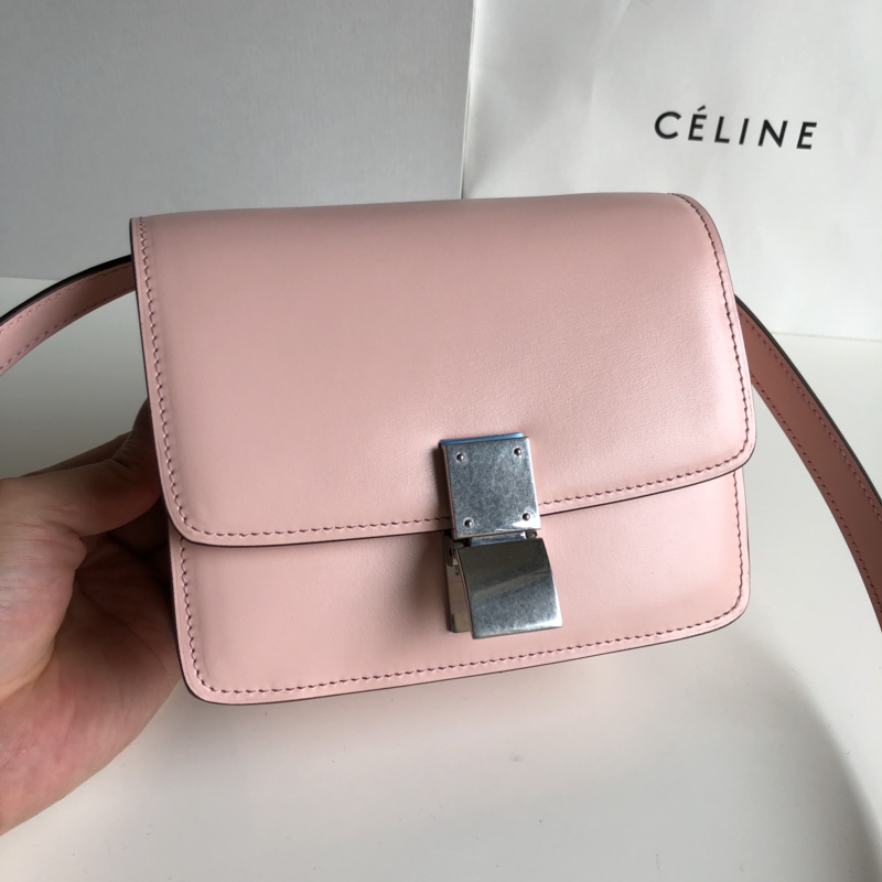 CELINE Classic box 全新品质升级 box 进口皮手搓纹 钢扣 17cm 粉色
