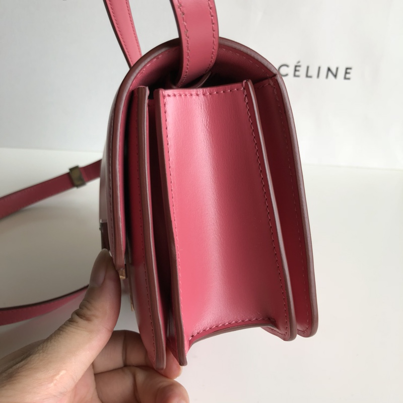 CELINE Classic box 全新品质升级 box 进口皮手搓纹 钢扣 17cm 玫红